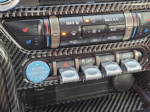 Used 2020 Ford Mustang Shelby GT350 w/ Technology Package image 14