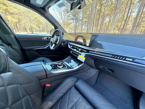 New 2026 BMW X5 M60i image 19