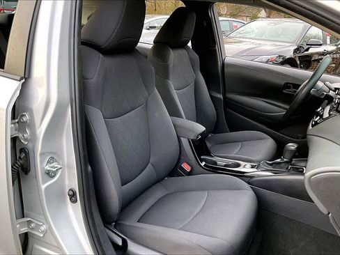 Certified 2022 Toyota Corolla LE image 8