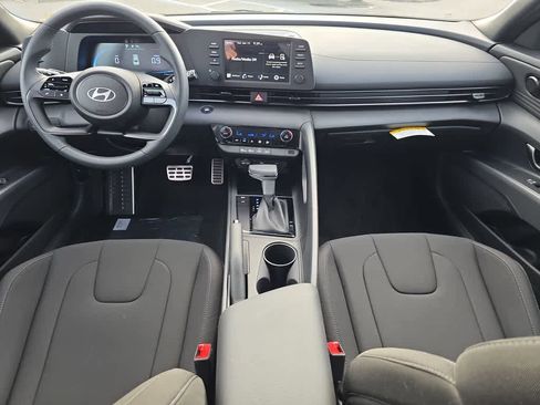 New 2026 Hyundai Elantra Sport image 17