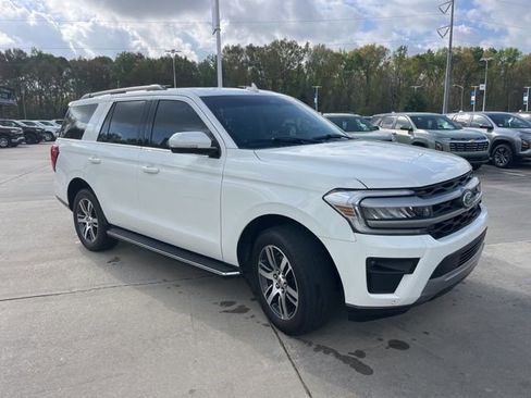 Used 2022 Ford Expedition XLT RWD image 9