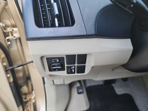 Used 2010 Toyota Prius Two FWD image 15