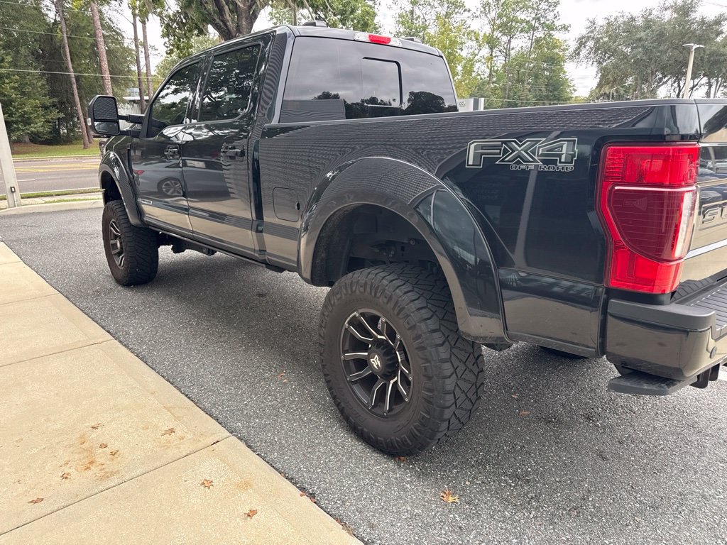 Used 2022 Ford F250 Lariat w/ Black Appearance Package AWD/4WD image 13