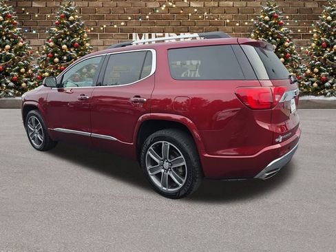 Used 2017 GMC Acadia Denali w/ Technology Package image 3