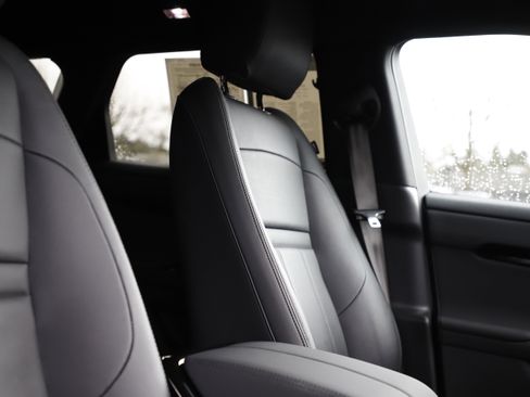 Certified 2025 Land Rover Range Rover Evoque S image 11