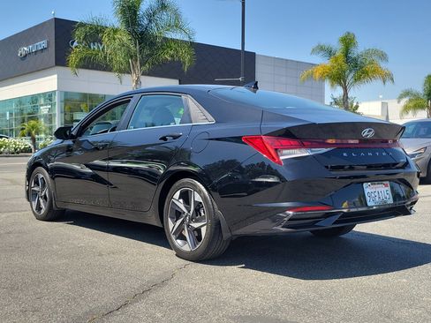 Certified 2023 Hyundai Elantra Limited FWD image 6