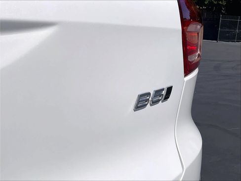 Used 2023 Volvo XC40 B5 Ultimate w/ Protection Package Premier AWD/4WD image 11