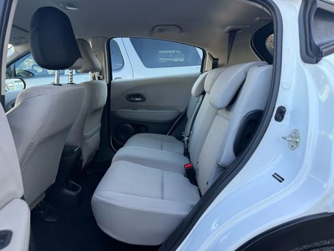 Used 2016 Honda HR-V LX image 25