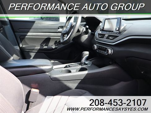 Used 2022 Nissan Altima 2.5 S image 9