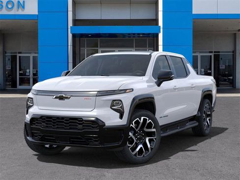New 2025 Chevrolet Silverado EV RST image 6