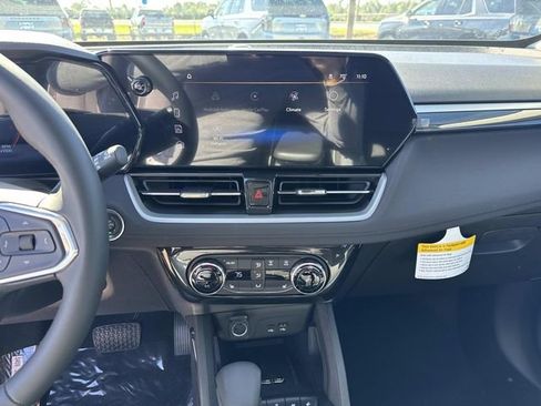 New 2026 Chevrolet TrailBlazer LT w/ Convenience Package FWD image 48