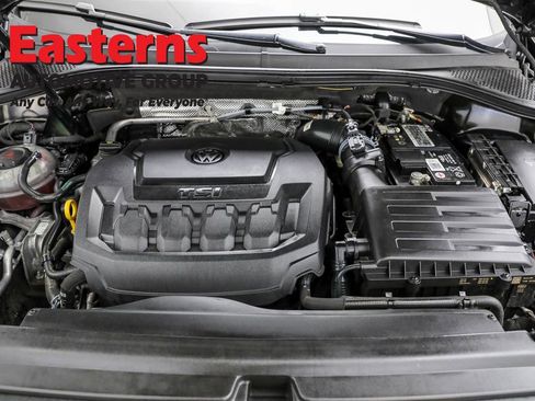 Used 2023 Volkswagen Tiguan SE image 7