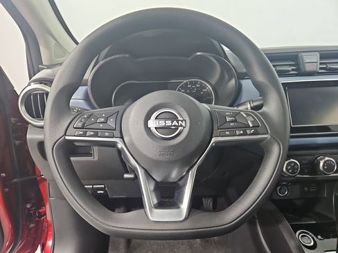 New 2025 Nissan Versa SV w/ Trunk Package image 15