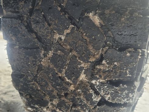 Used 2011 Jeep Wrangler Unlimited Rubicon w/ Dual Top Group image 35