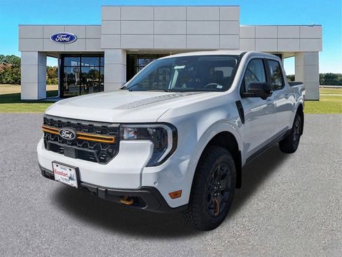 New 2025 Ford Maverick Tremor AWD/4WD image 8