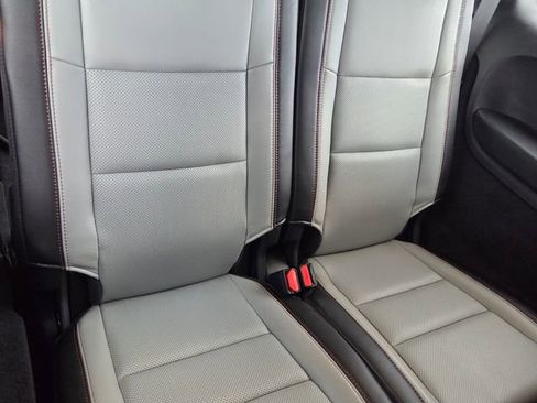Used 2024 Dodge Durango GT RWD image 13