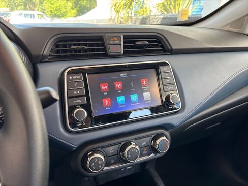 Used 2025 Nissan Versa SV FWD image 20