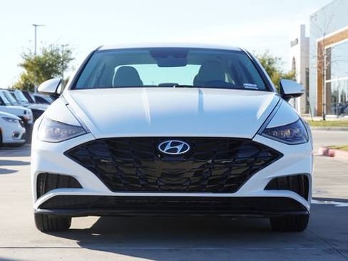 Used 2023 Hyundai Sonata SEL image 2