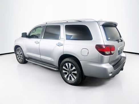 Used 2018 Toyota Sequoia Limited w/ Safety & Convenience Package AWD/4WD image 5