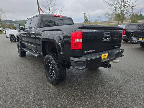 Certified 2019 GMC Sierra 2500 Denali image 4