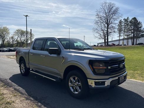 Used 2024 Ford F150 XLT w/ Mobile Office Package image 3