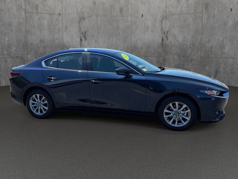 Used 2025 MAZDA MAZDA3 s FWD image 6