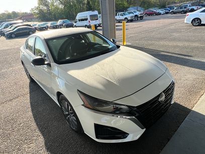 Used 2025 Nissan Altima 2.5 SV