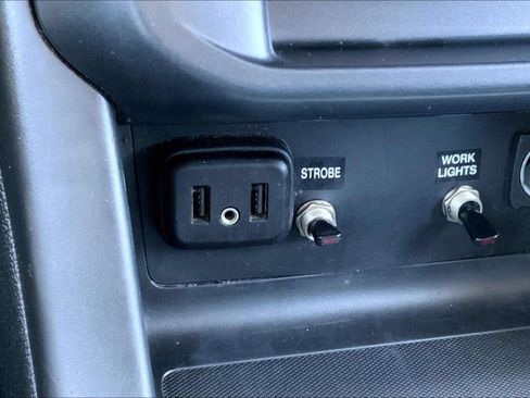 Used 2022 Chevrolet Colorado LT w/ Fleet Safety Package AWD/4WD image 12