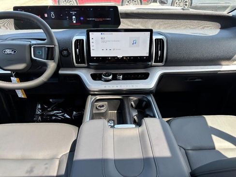 New 2026 Ford Expedition Active AWD/4WD image 15