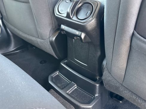 Used 2023 Jeep Wrangler Unlimited w/ 8.4" Radio Group AWD/4WD image 21