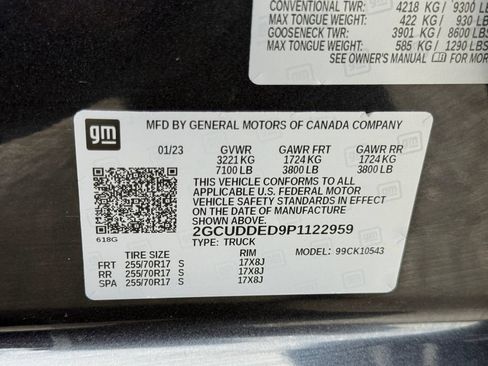 Used 2023 Chevrolet Silverado 1500 LT AWD/4WD image 28