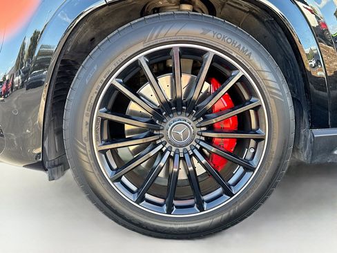 Used 2025 Mercedes-Benz GLS 63 AMG 4MATIC image 46