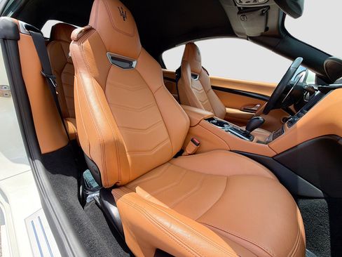 Used 2016 Maserati GranTurismo MC RWD image 14
