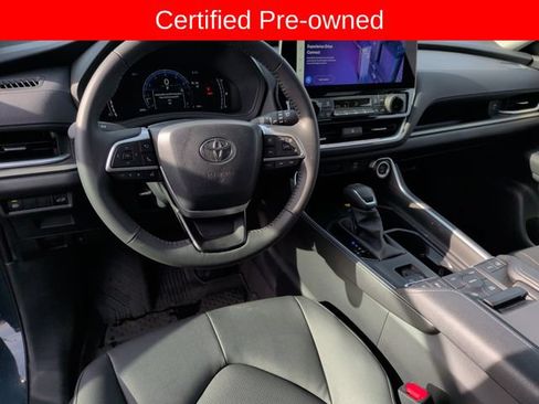 Certified 2026 Toyota Grand Highlander AWD image 12