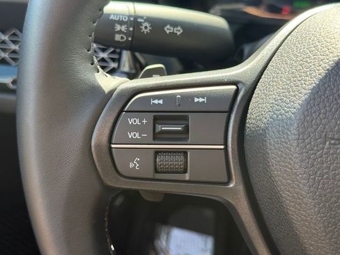 Used 2023 Honda Accord EX-L image 31