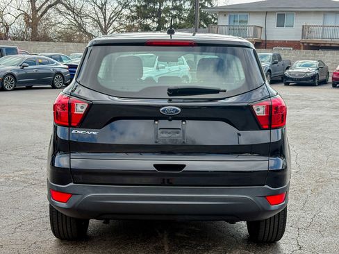 Used 2019 Ford Escape S image 12
