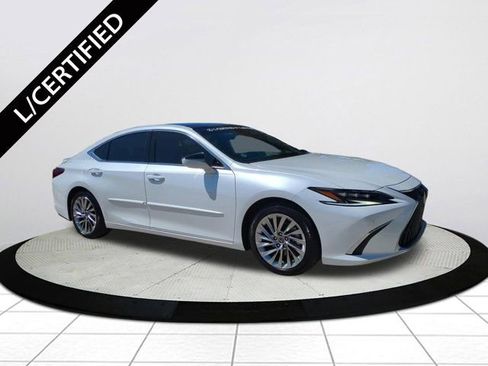 Certified 2022 Lexus ES 350 Ultra Luxury w/ Accessory Package 2 FWD image 1