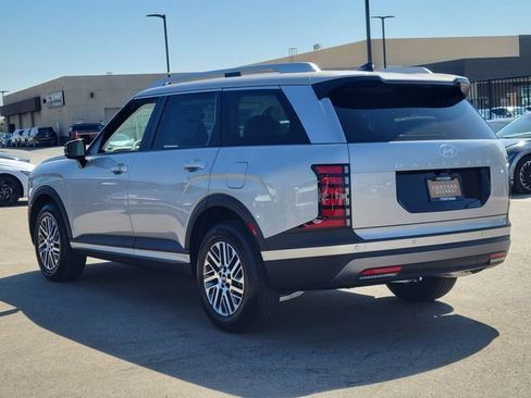 New 2026 Hyundai Palisade SEL image 3