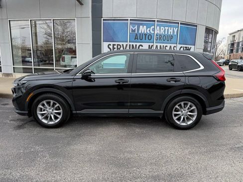 Used 2025 Honda CR-V EX-L image 2