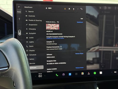 Used 2022 Tesla Model X Plaid image 21