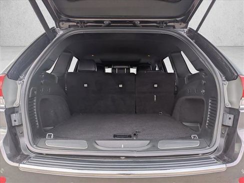 Used 2018 Jeep Grand Cherokee Limited image 7