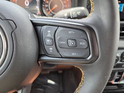 Used 2024 Jeep Wrangler Unlimited Sport AWD/4WD image 29