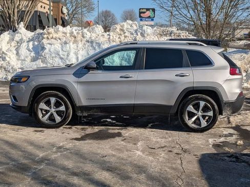 Certified 2021 Jeep Cherokee Limited w/ Trailer Tow Group image 6