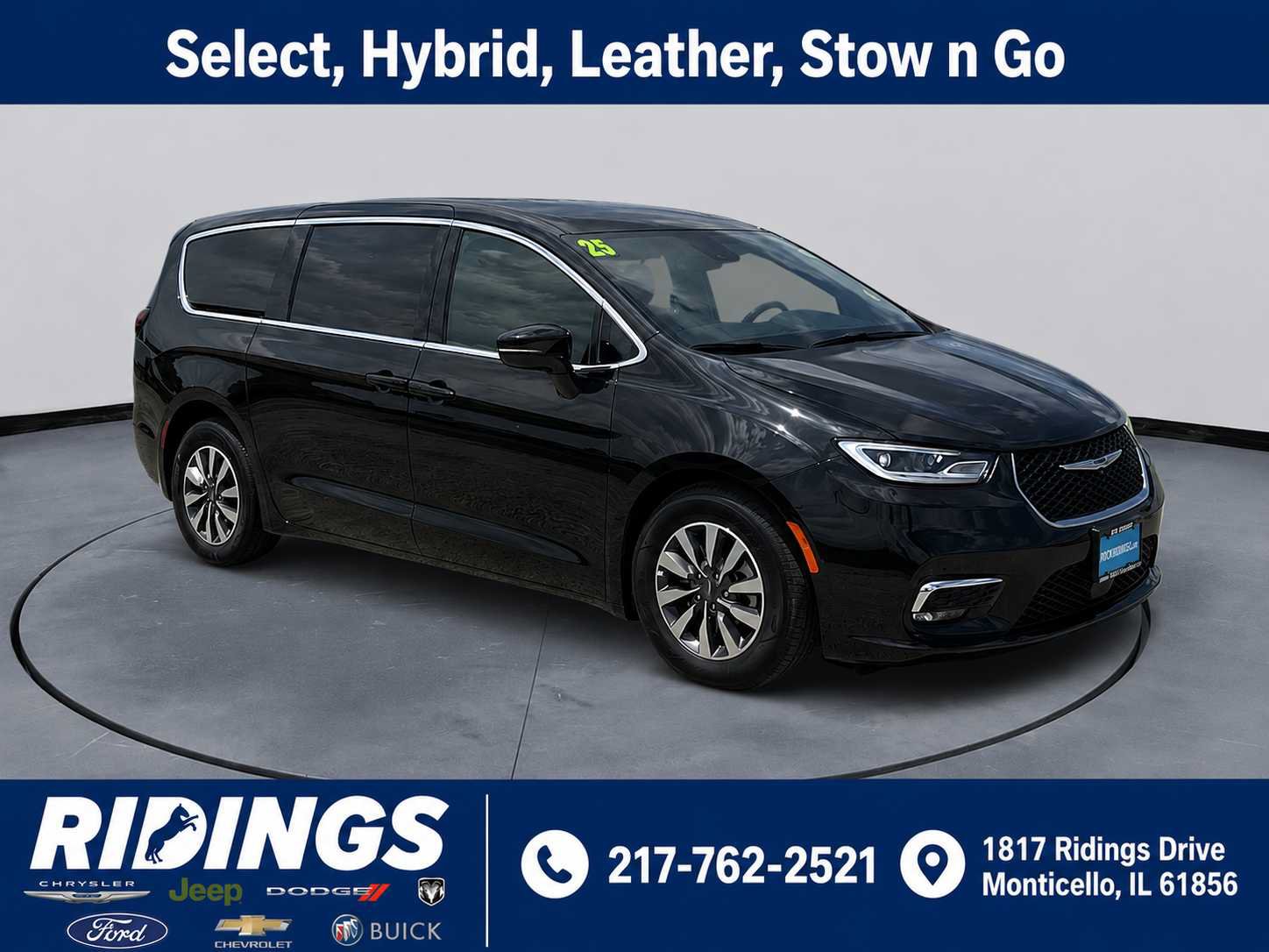 Used 2025 Chrysler Pacifica Select FWD image 1