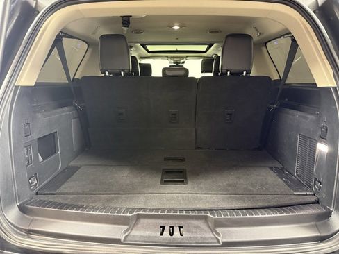 Used 2020 Ford Expedition Max Platinum image 11