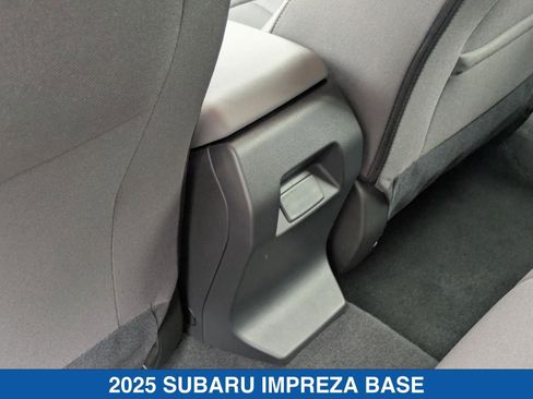 Certified 2025 Subaru Impreza 2.0i image 29