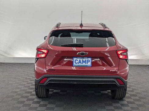 New 2026 Chevrolet Trax RS w/ Driver Confidence Package FWD image 5