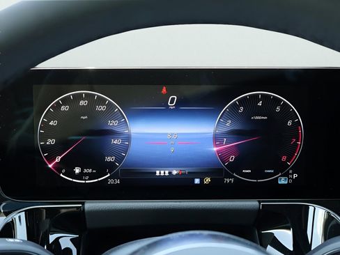 New 2025 Mercedes-Benz GLA 250 4MATIC image 30