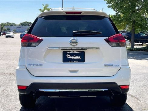 Used 2020 Nissan Rogue S w/ Special Edition Package AWD/4WD image 3