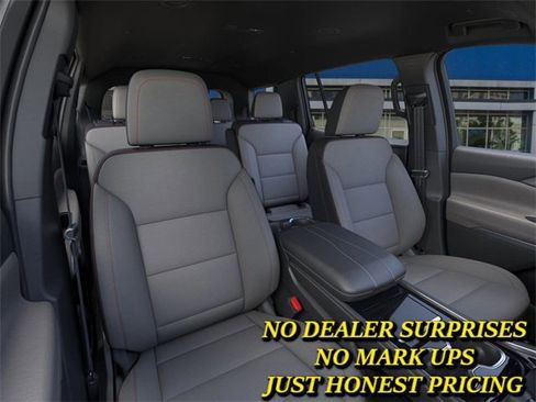 New 2026 Chevrolet Traverse LT image 16